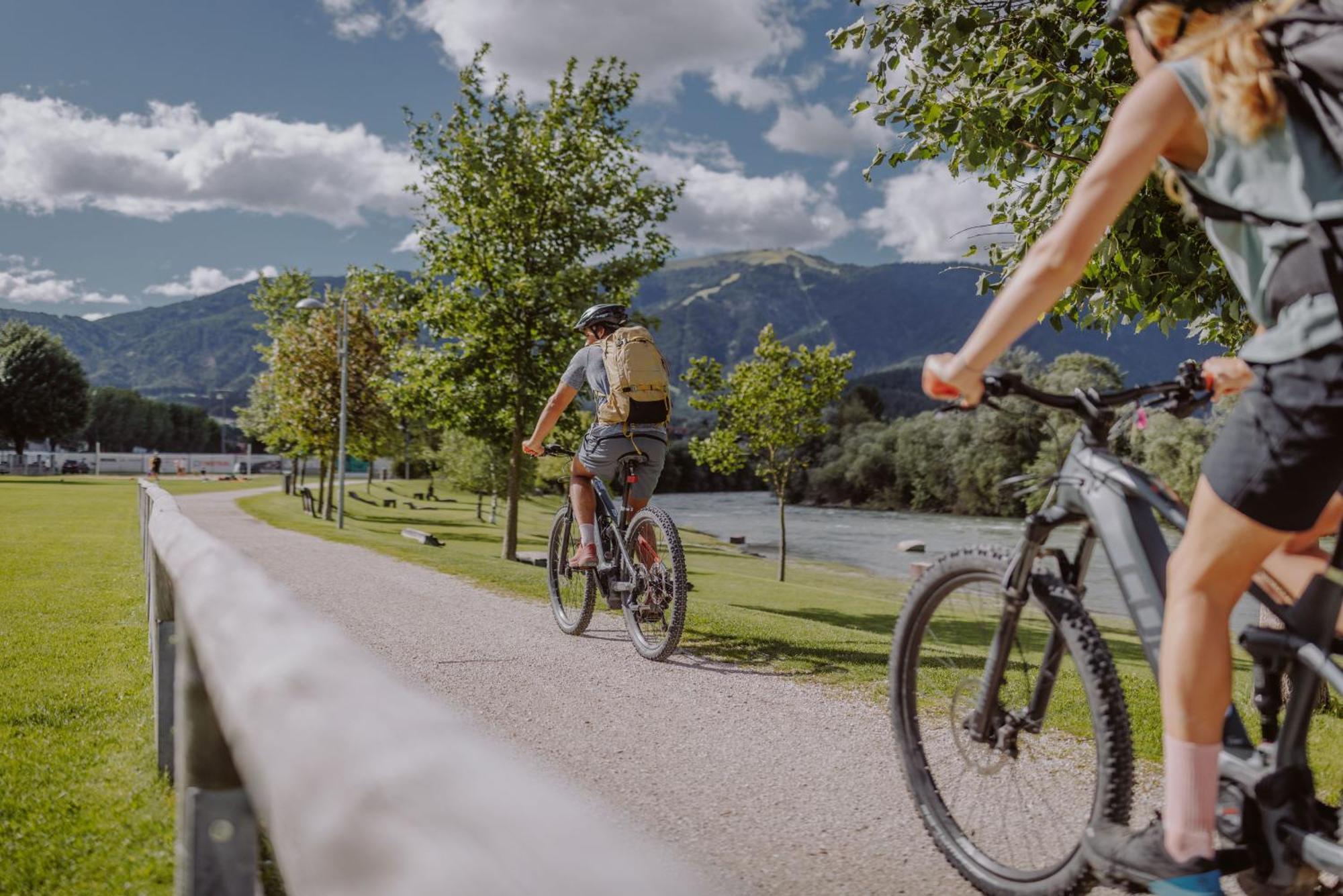 Hotel Post Alpine Cityflair Bruneck