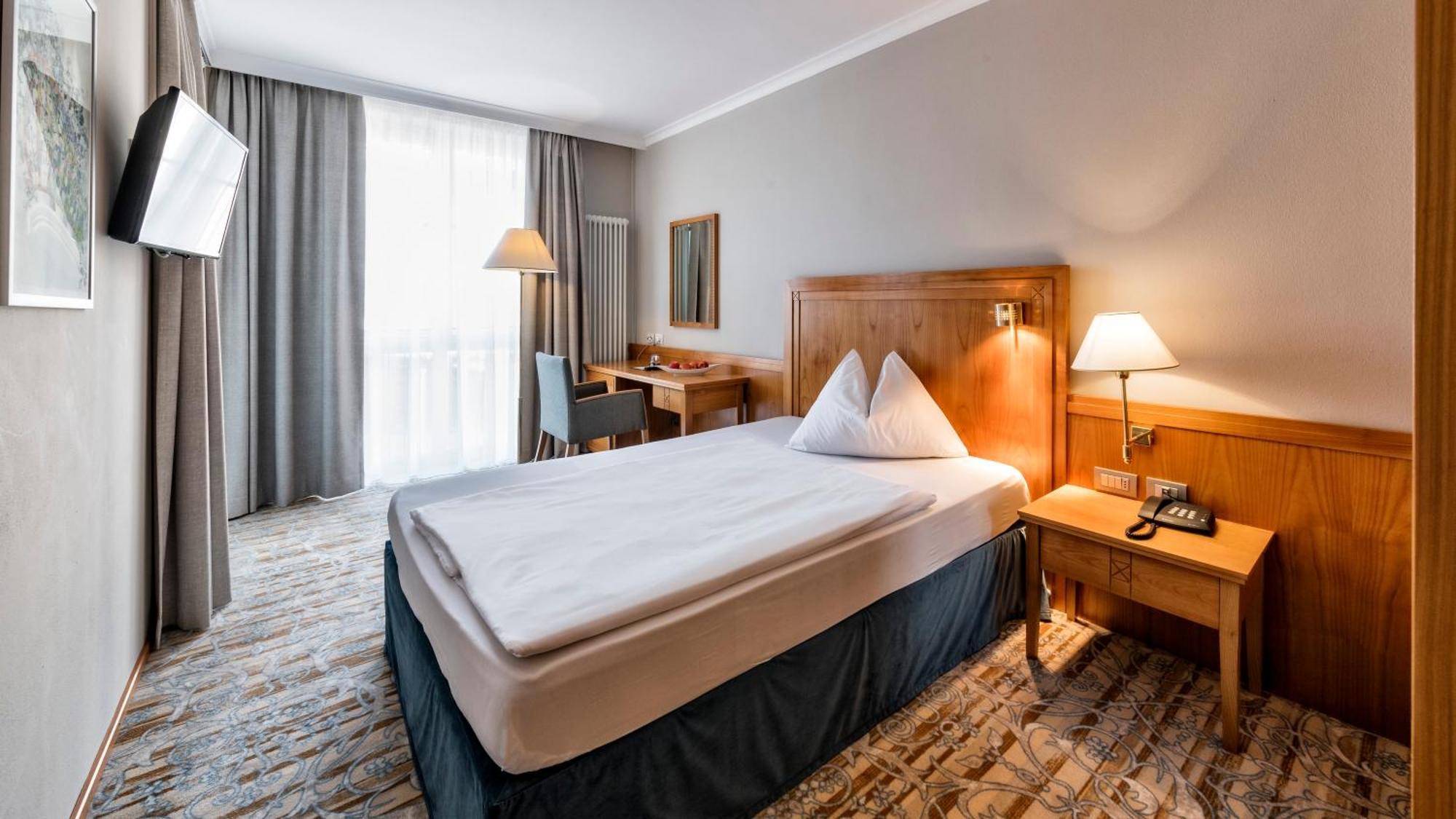 Post Alpine Cityflair Hotel