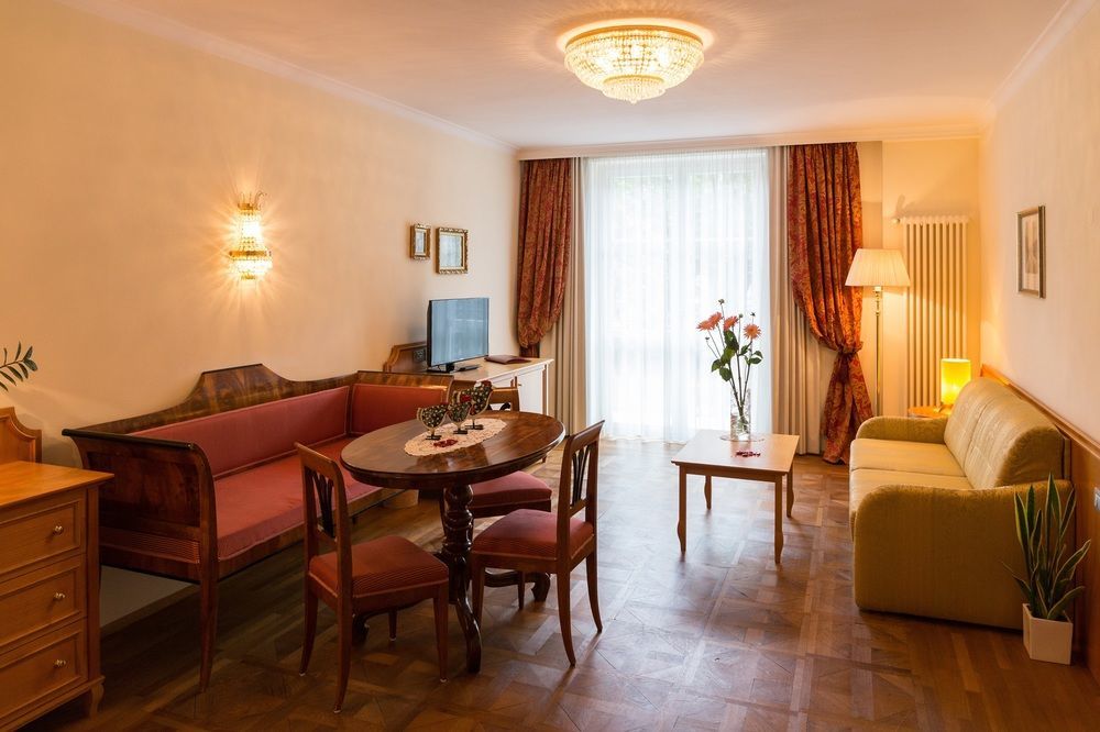 Hotel Post Alpine Cityflair Bruneck